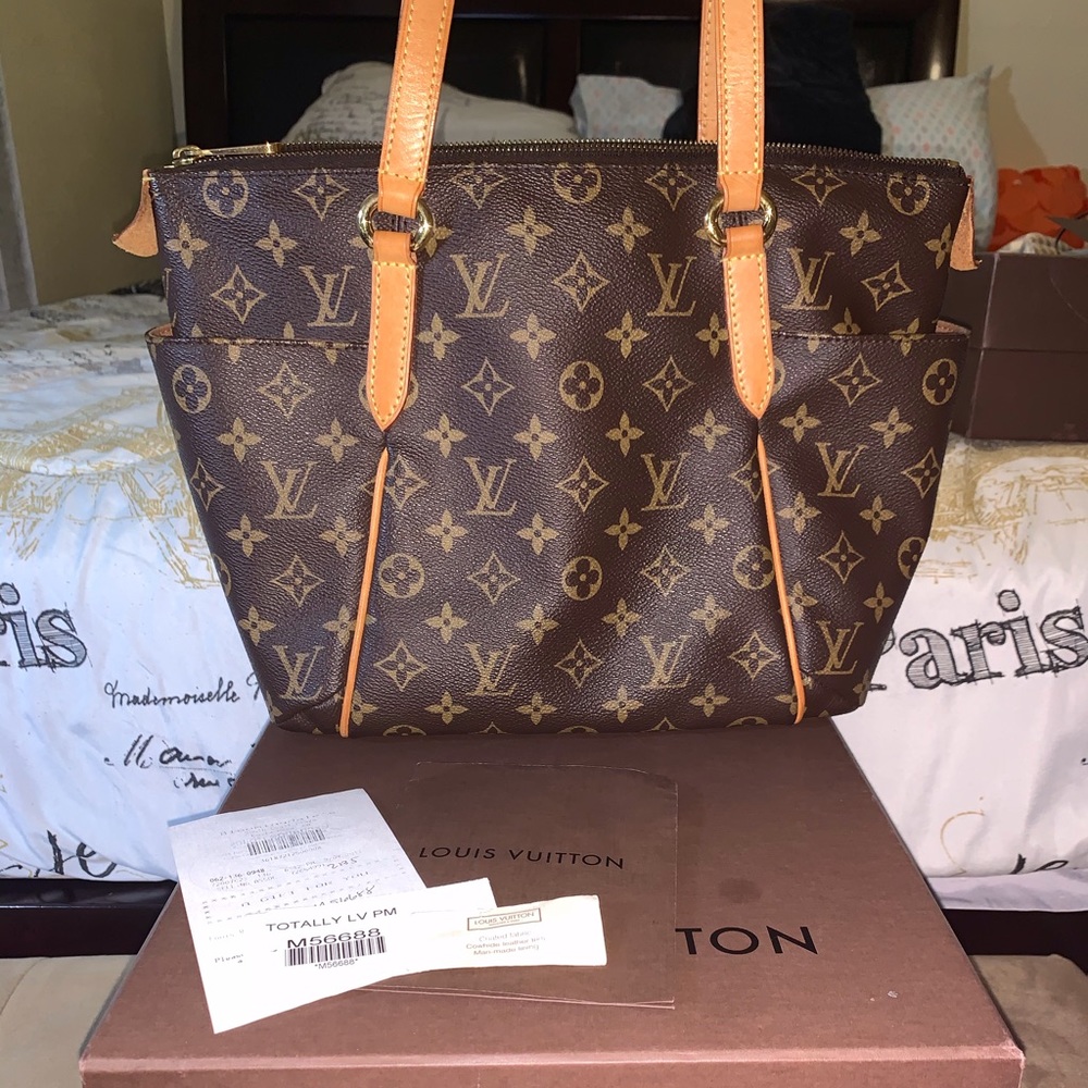 💕Authentic LV Monogram Totally PM💕